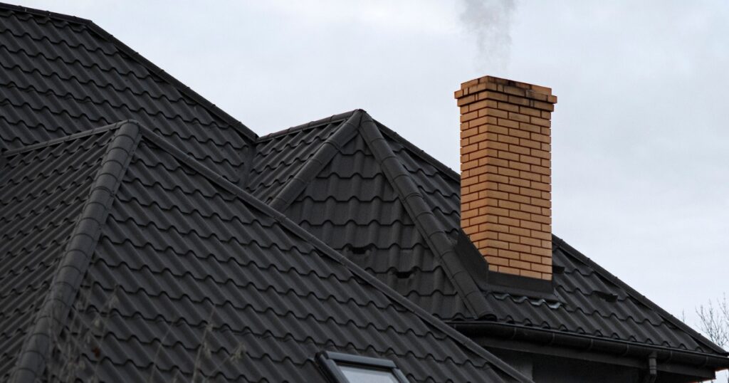 jak-rozpoznac-problemy-z-kominem-najwazniejsze-objawy